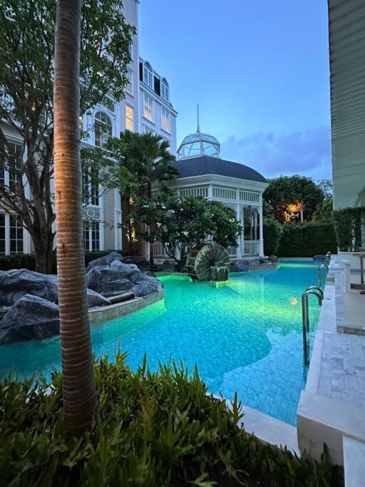 Grand Florida Beach Waterpark Condo Resort На Джомтьен Экстерьер фото