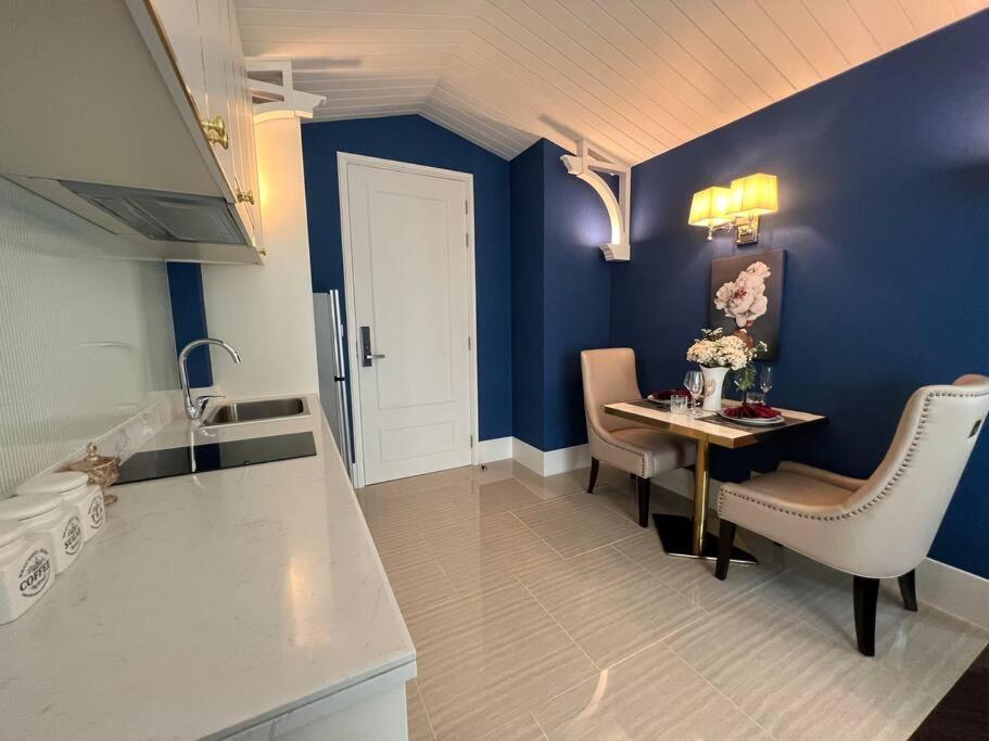 Grand Florida Beach Waterpark Condo Resort На Джомтьен Экстерьер фото