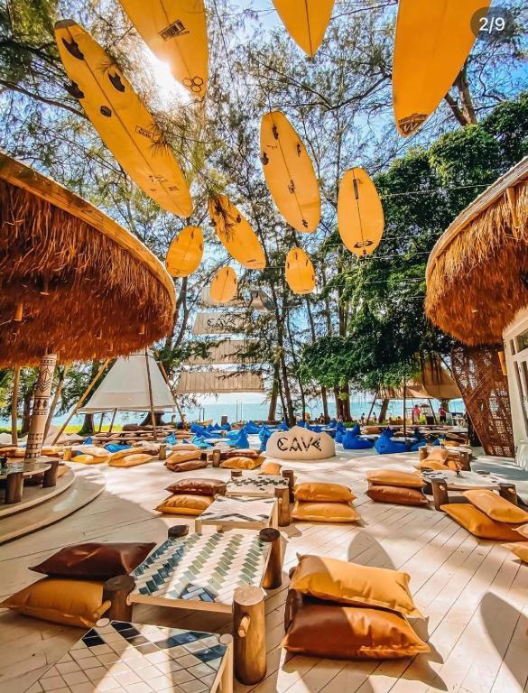 Grand Florida Beach Waterpark Condo Resort На Джомтьен Экстерьер фото